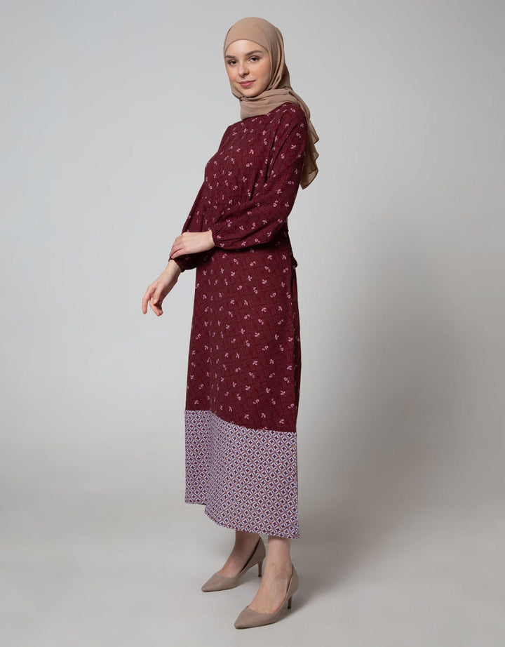 Annisa Long Sleeve Maxi Dress Contrast Hem Panel