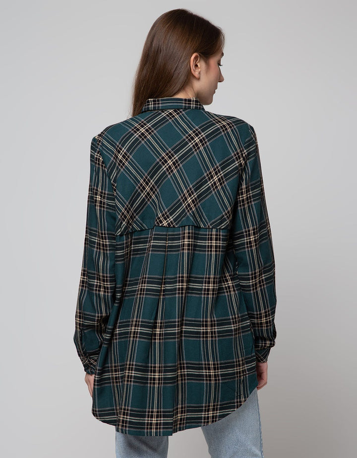 Cardinal Girl Plaid Motif Kemeja