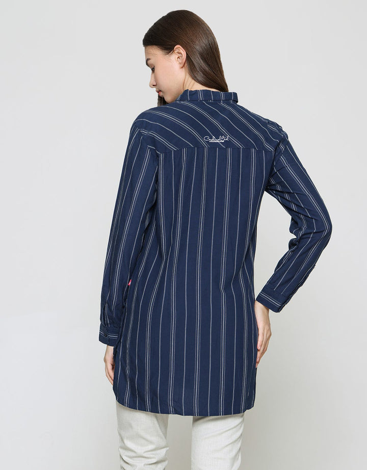 Cardinal Girl Women's Fashionable Shirt