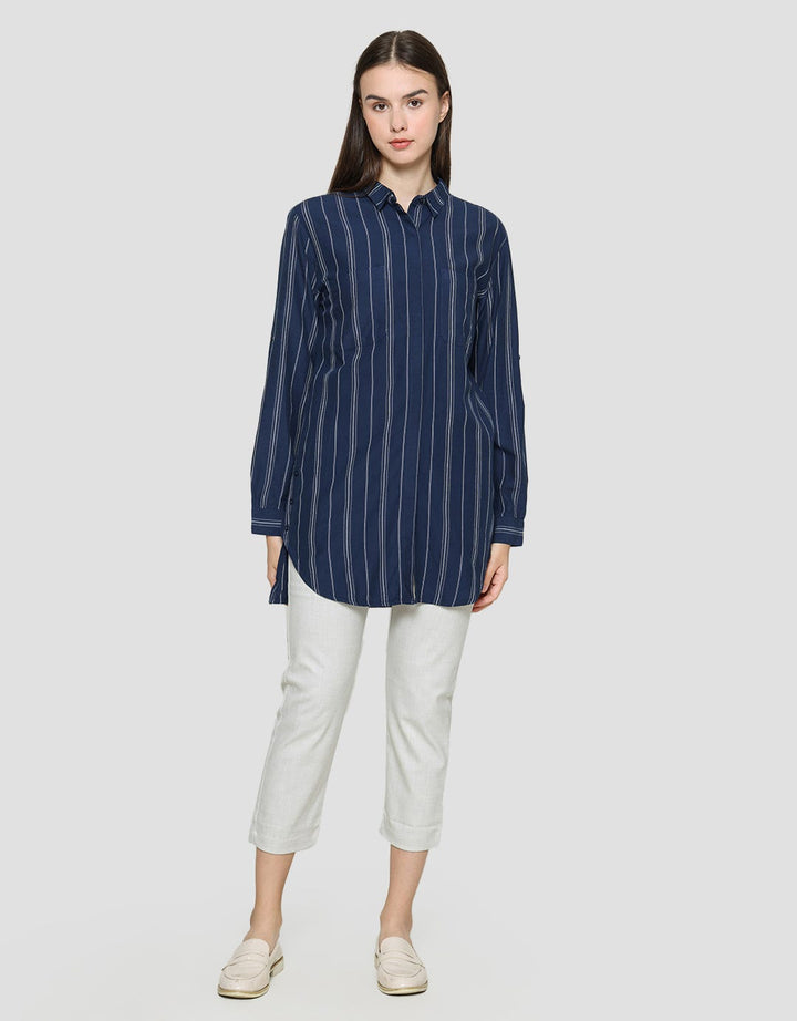 Cardinal Girl Women's Fashionable Shirt