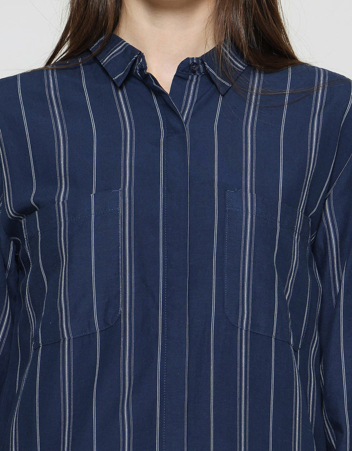 Cardinal Girl Women's Fashionable Shirt