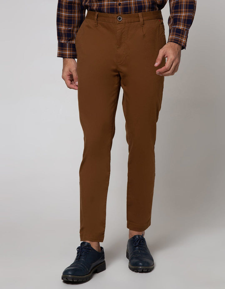 Details of Long Pants Fashion With Elastic Band On Waist 