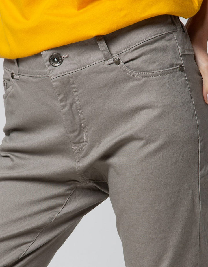 Expand Caria Pants