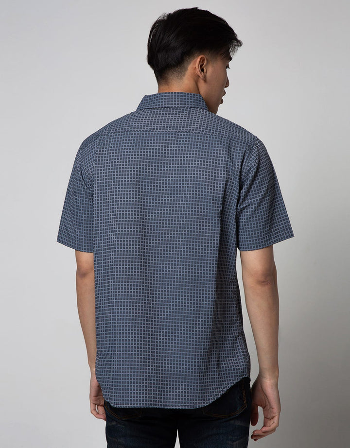Walrus Kemeja Studio Casual