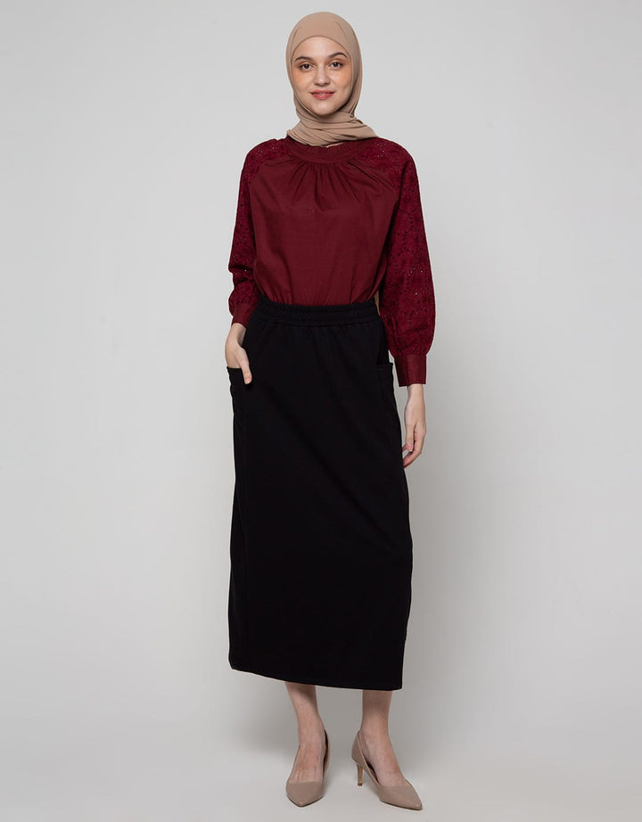Annisa Maxi Skirt Knit With Elastic Waist Drawstring And Po
