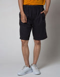 Cole Basic Solid Celana Pendek Woven Pria