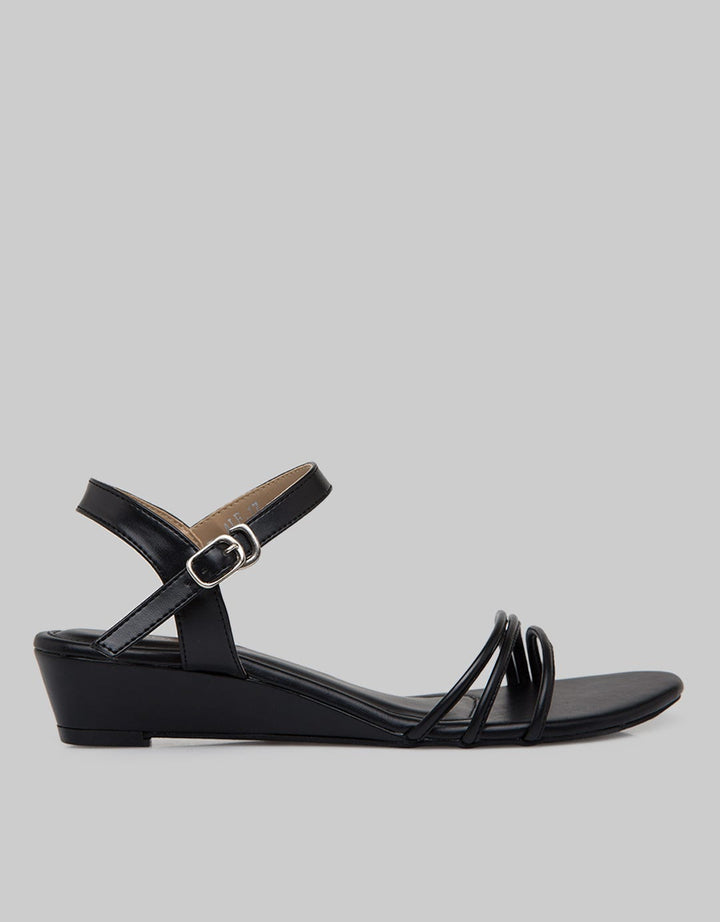 Connexion Ankle Strap Sandals Strings