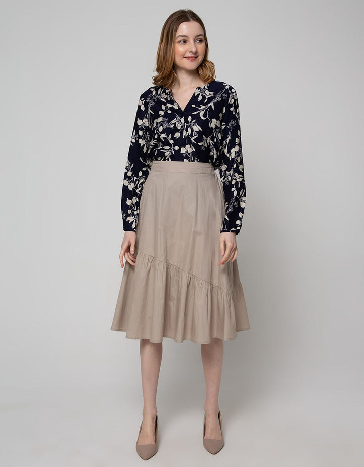 Details Midi Skirt Woven With Asymetric Cut N Sew