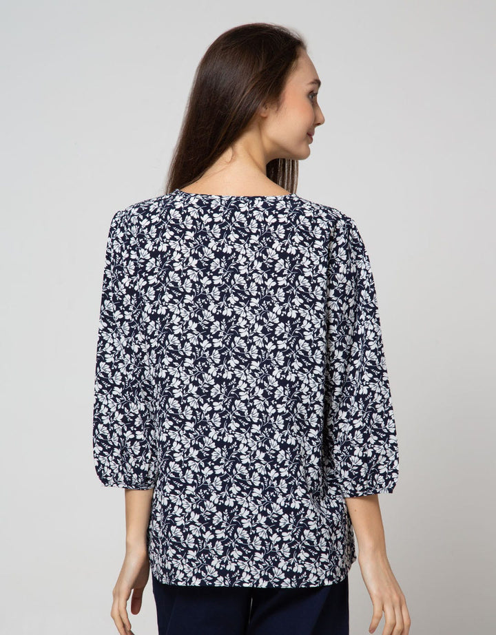 St. Yves Long Sleeve Blouse 78 Top Print Flower V Neck