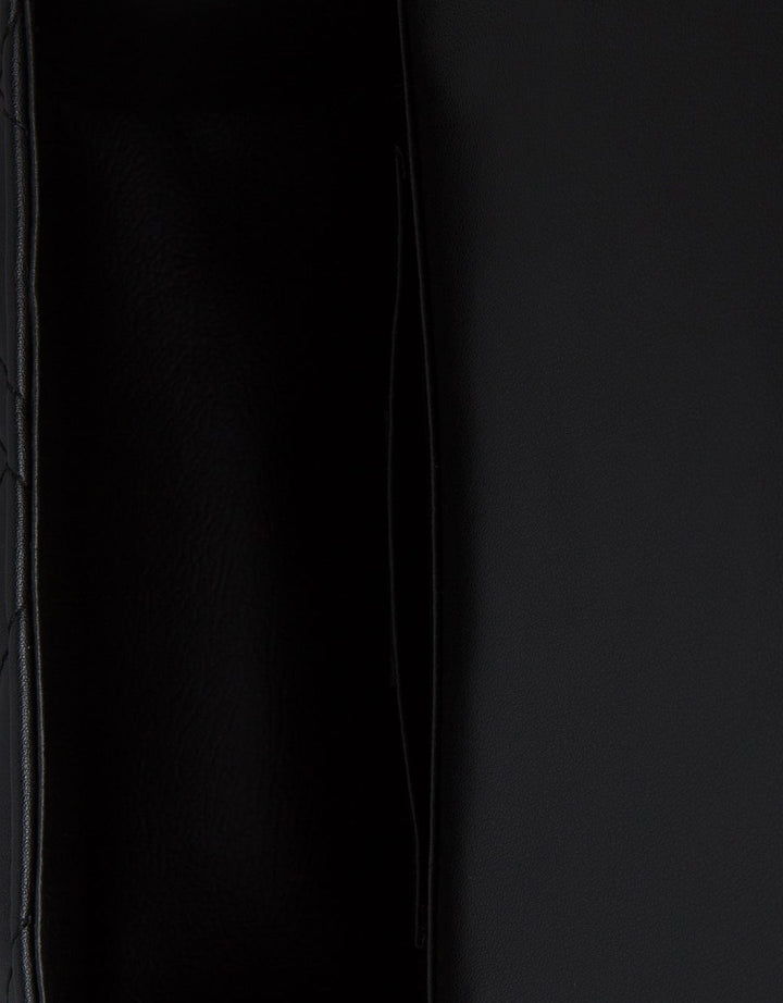Connexion Shoulder Bag Quilted Texture Pipa1