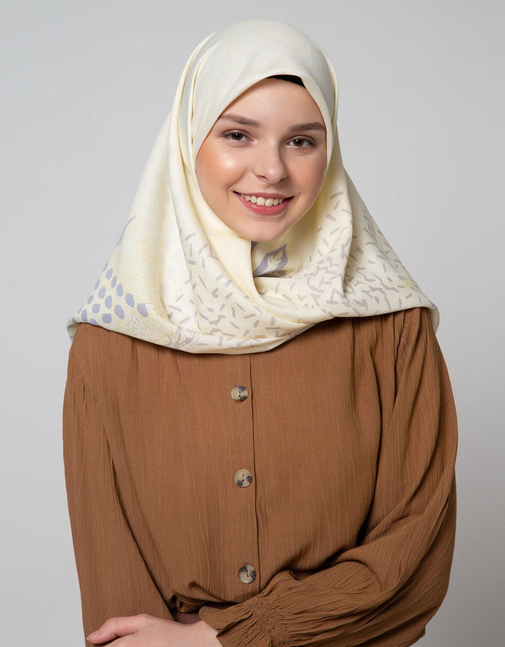 Annisa Hijab Edelwise Print With Lavender Vanilla Aroma