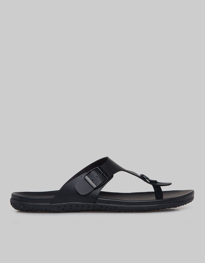 Yongki Komaladi Flat Sandal Rafs