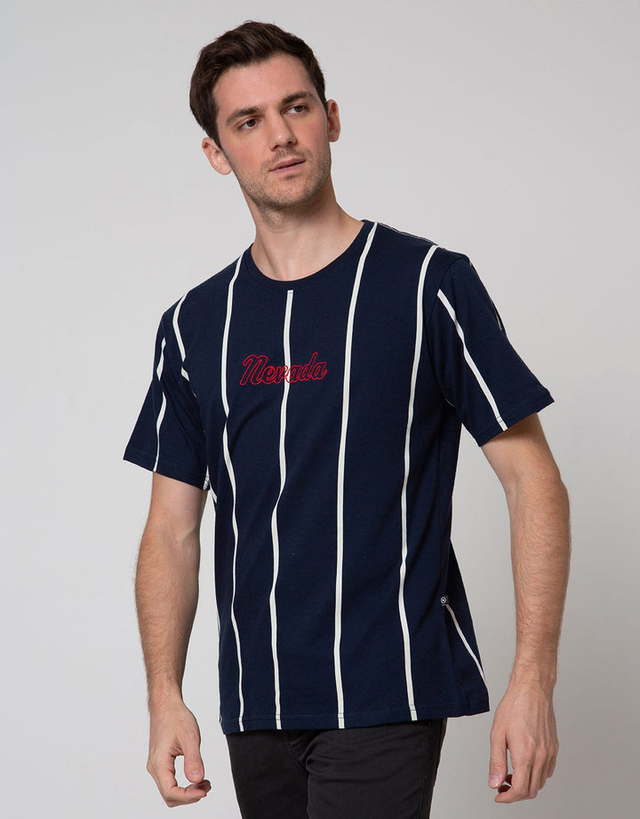 Nevada Stripe Logo Kaos Casual Pria