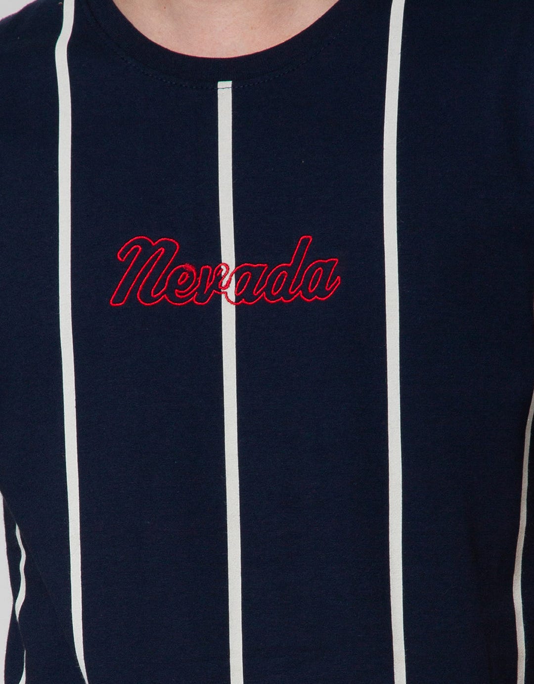 Nevada Stripe Logo Kaos Casual Pria