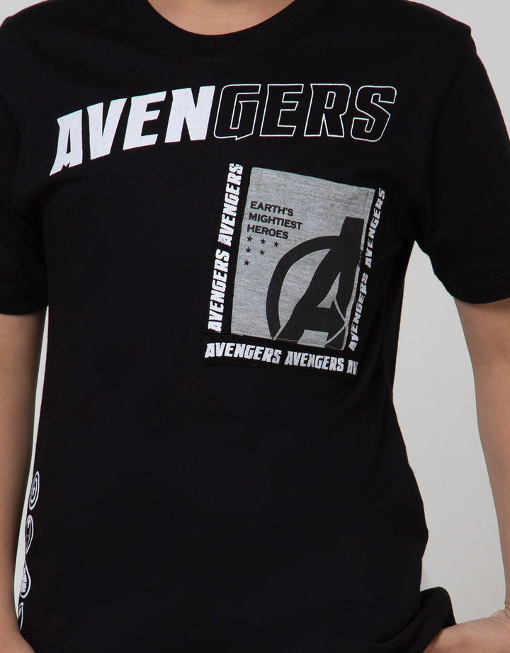 Marvel Short Sleeve T-Shirt Avengers Pocket Logo