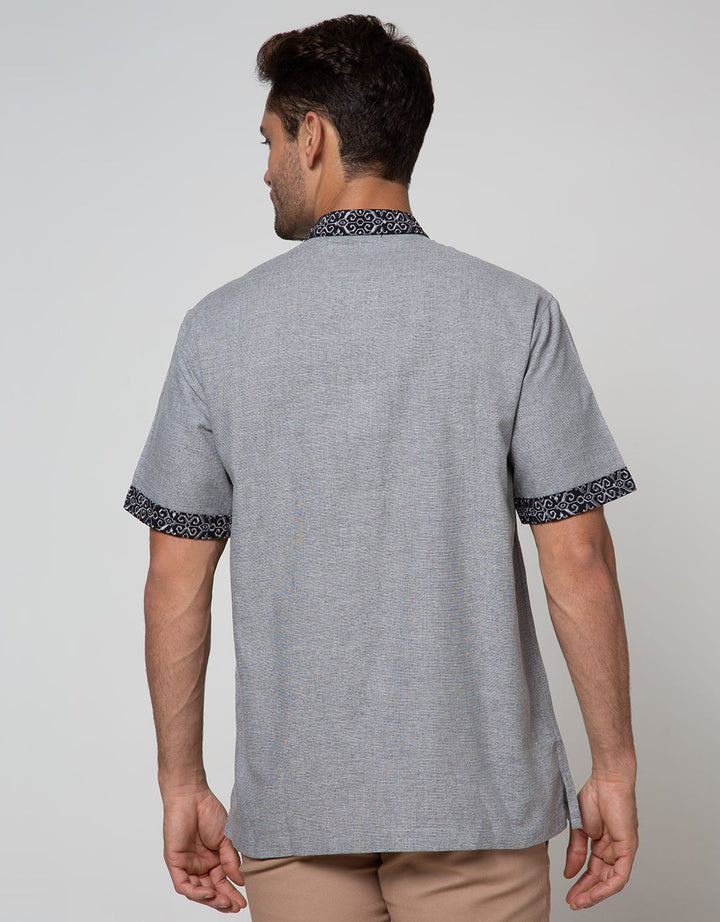 Intresse Baju Koko Pria