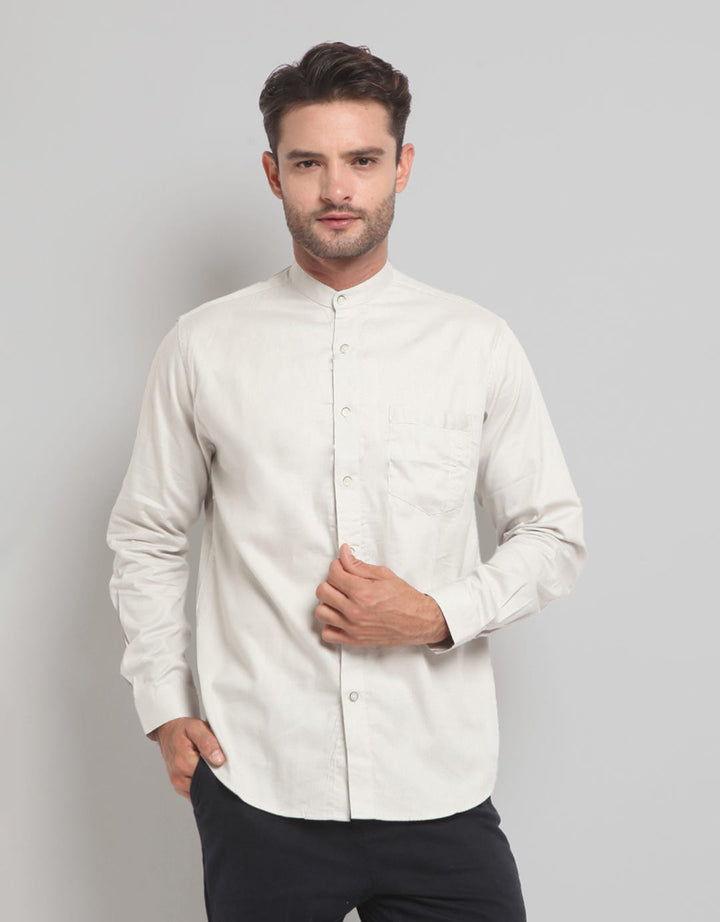 Larusso Kemeja Basic Tencel Kerah Shanghai Panjang