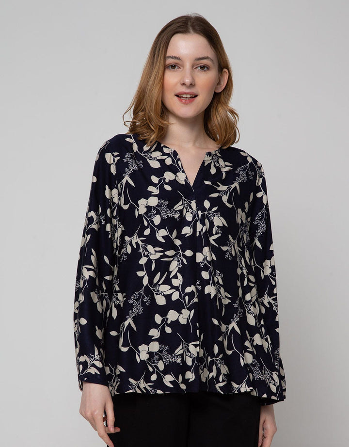 St. Yves Long Sleeve Blouse Top Rayon Print V Neck