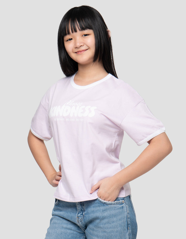 Nevada Ringer Cute Word Kindness Kaos Anak Perempuan