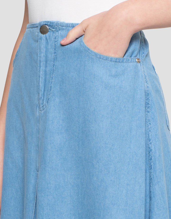 Suko Flare Rok Denim Wanita