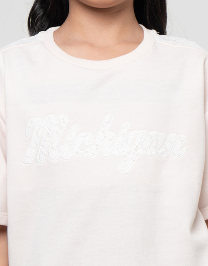Nevada Lace Michigan Kaos Anak Perempuan