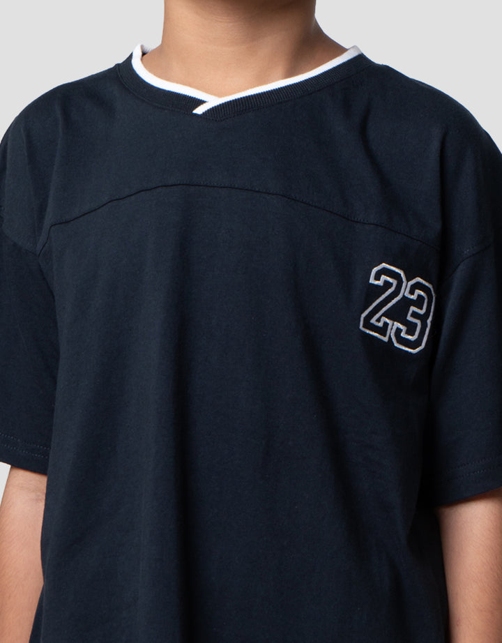 Little M Leher V Kaos Oversize Anak Laki-laki