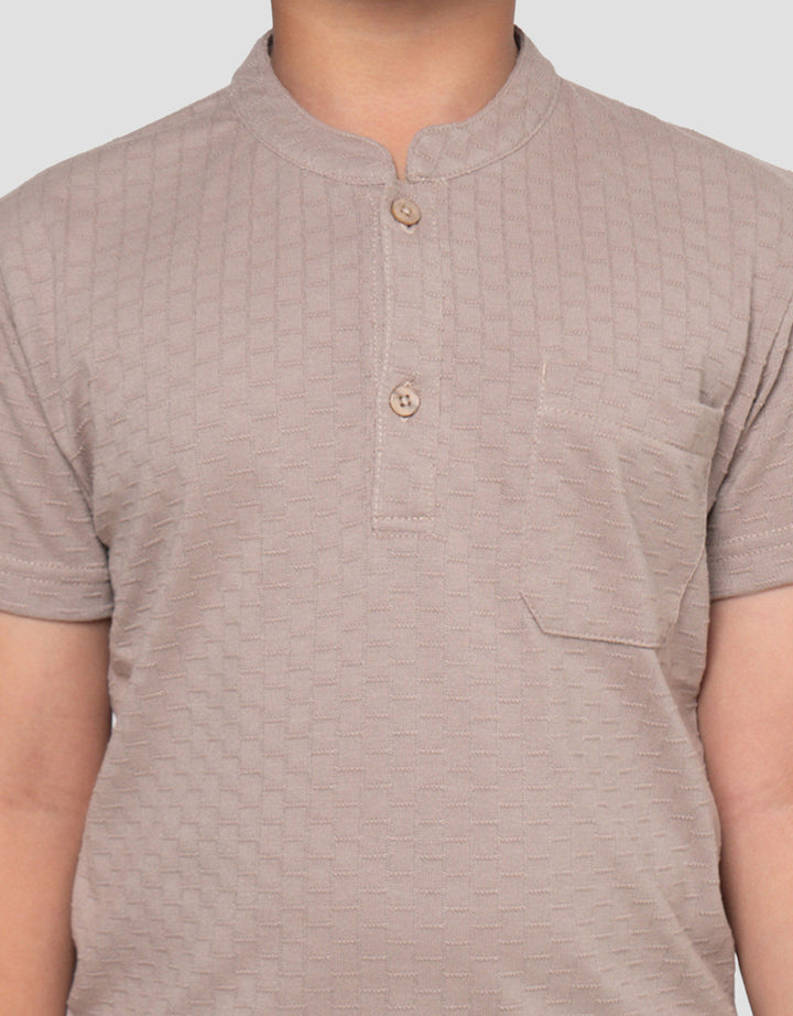 Little M Casual Earthy Henley Kaos Lengan Pendek Anak Laki-Laki
