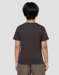 Little M Best Viubes Print Kaos Anak Laki-laki