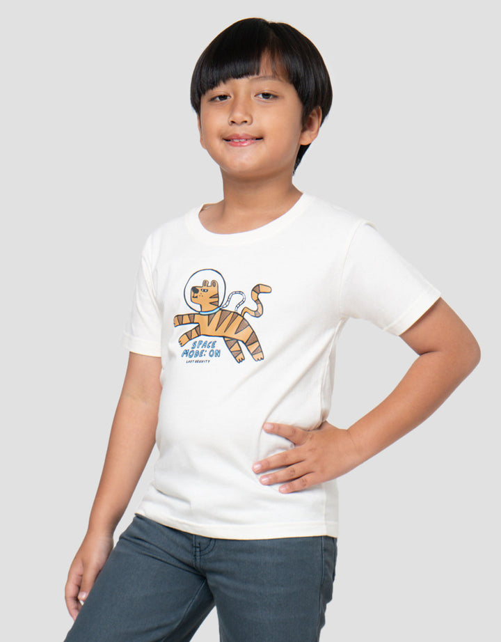 Little M Space Mode On Print Kaos Anak Laki-laki