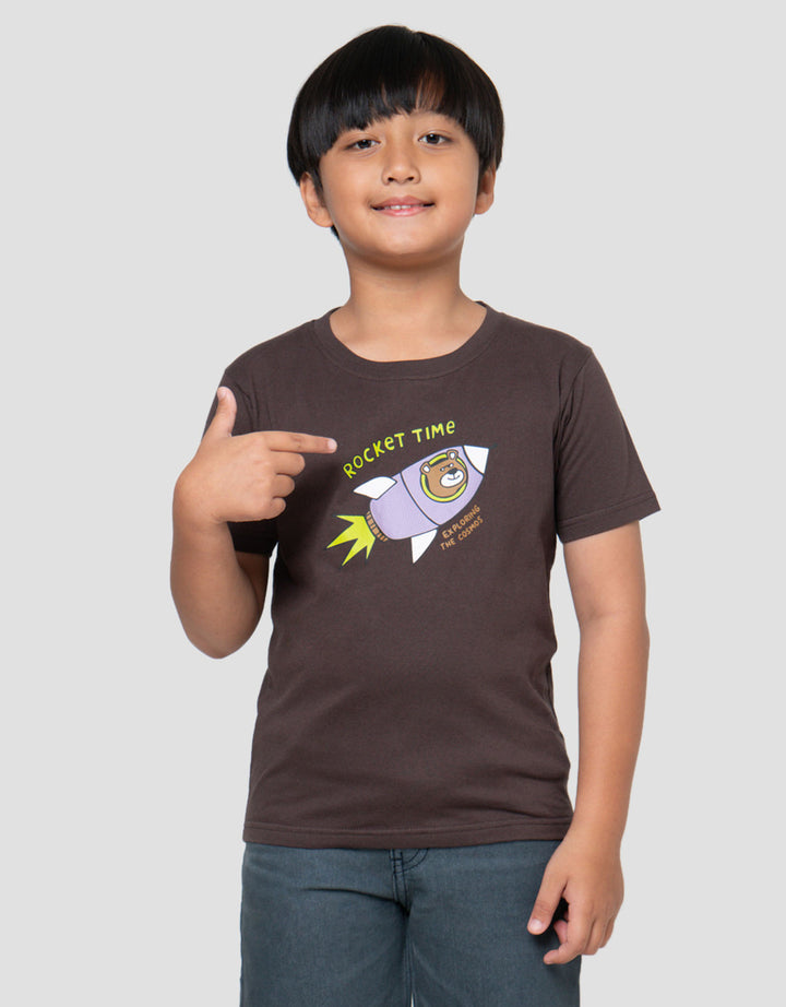 Little M Sports Crew Print Kaos Anak Laki-laki
