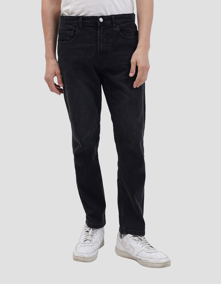Cole Holly Denver Tapered Fit Celana Denim Pria