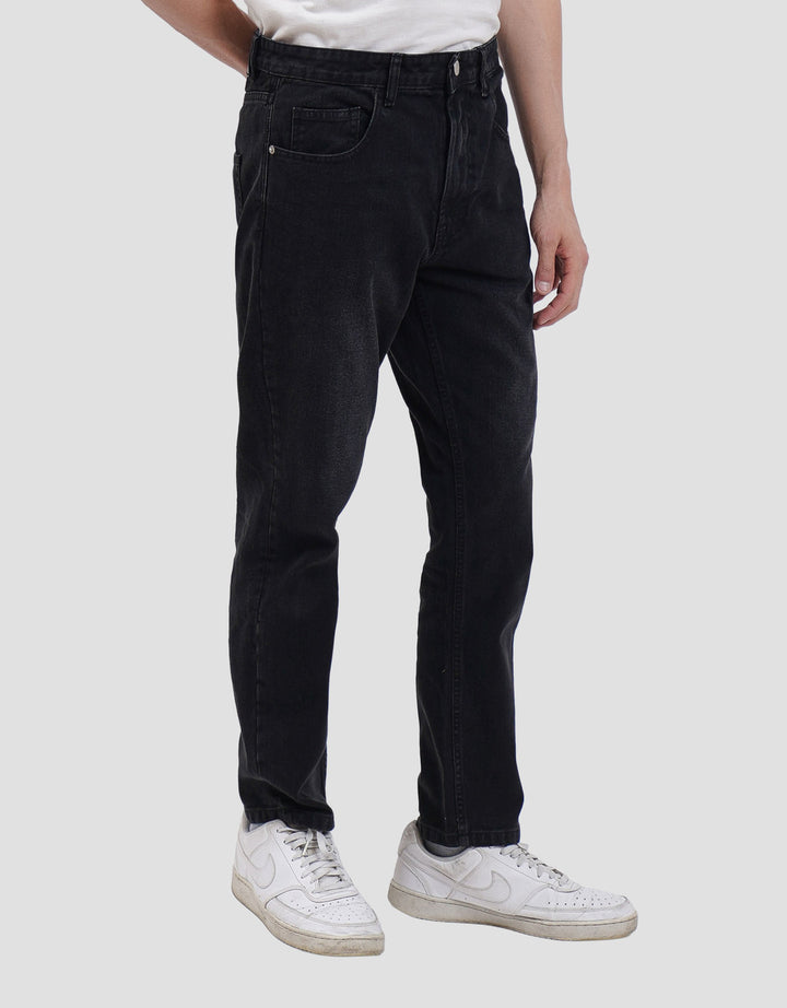 Cole Holly Denver Tapered Fit Celana Denim Pria