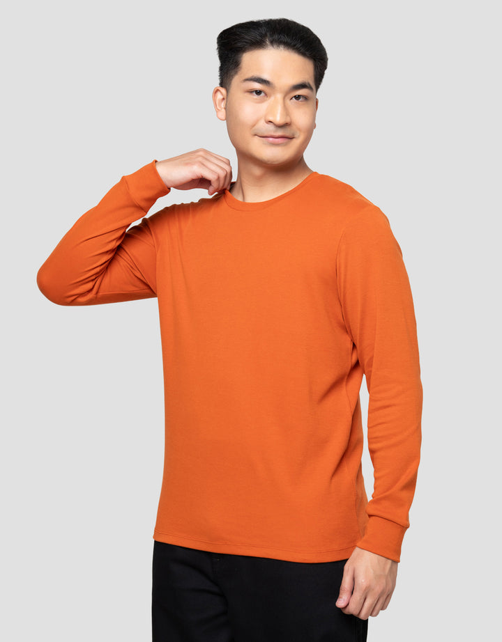 Suko Round Neck Soft Touch Kerah Bulat Lengan Panjang Kaos Pria