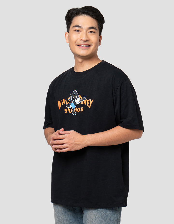 Aos Theme Walt Disney Oswald Kaos Oversize Pria