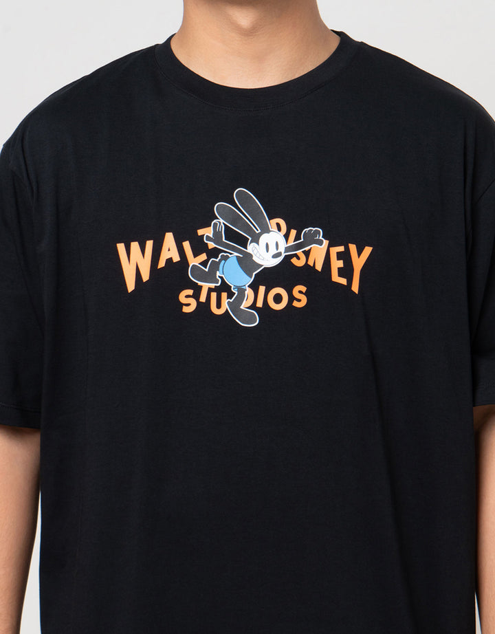 Aos Theme Walt Disney Oswald Kaos Oversize Pria