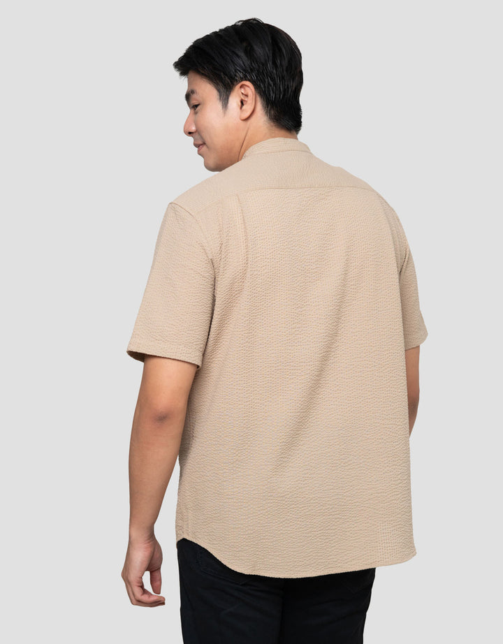 Suko Seersucker Kerah Tegak Kemeja Koko Pria