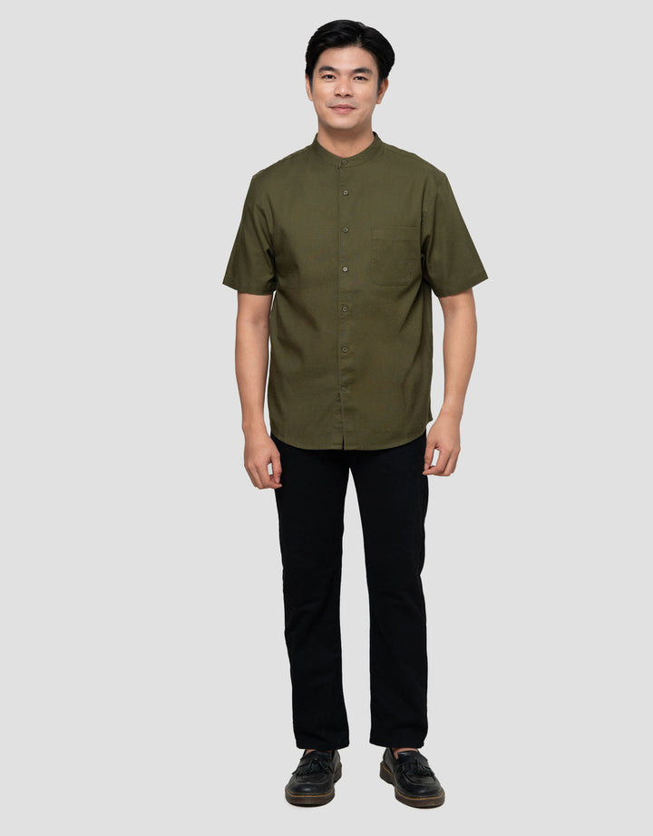 Suko Solid Kerah Tegak Kemeja Koko Pria