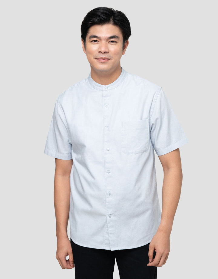 Suko Solid Kerah Tegak Kemeja Koko Pria