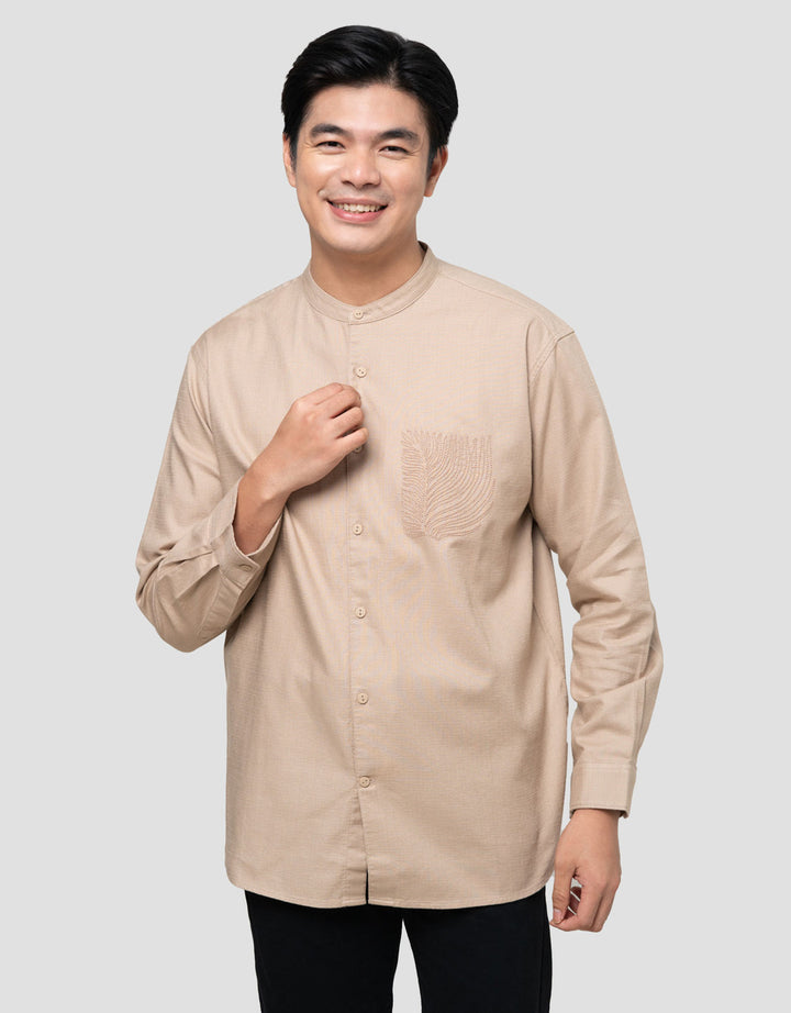 Suko Kerah Tegak Embroidery Kemeja Koko Pria