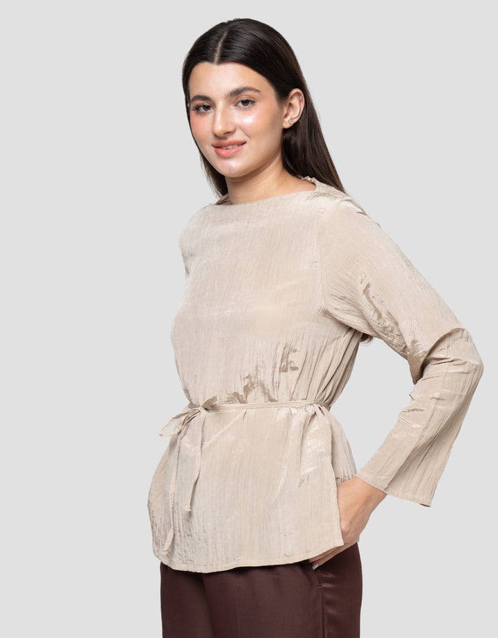 Connexion Crinkle Pleats Boat Neck Blouse Lengan Panjang Wanita