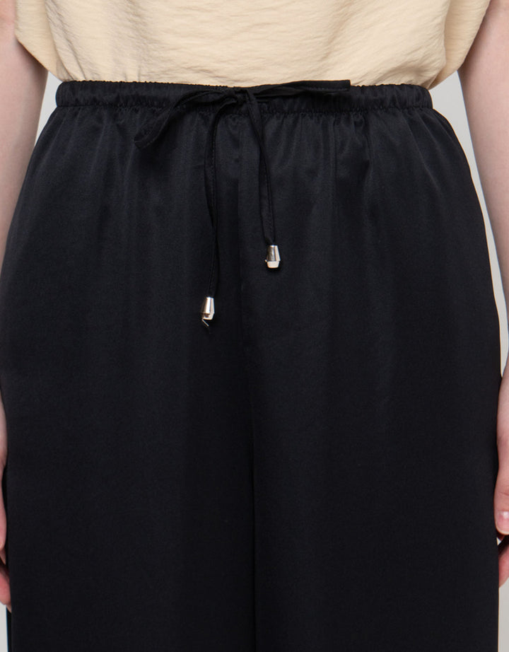 Connexion Sateen Twill Straight Trouser With Stopper Celana Wanita