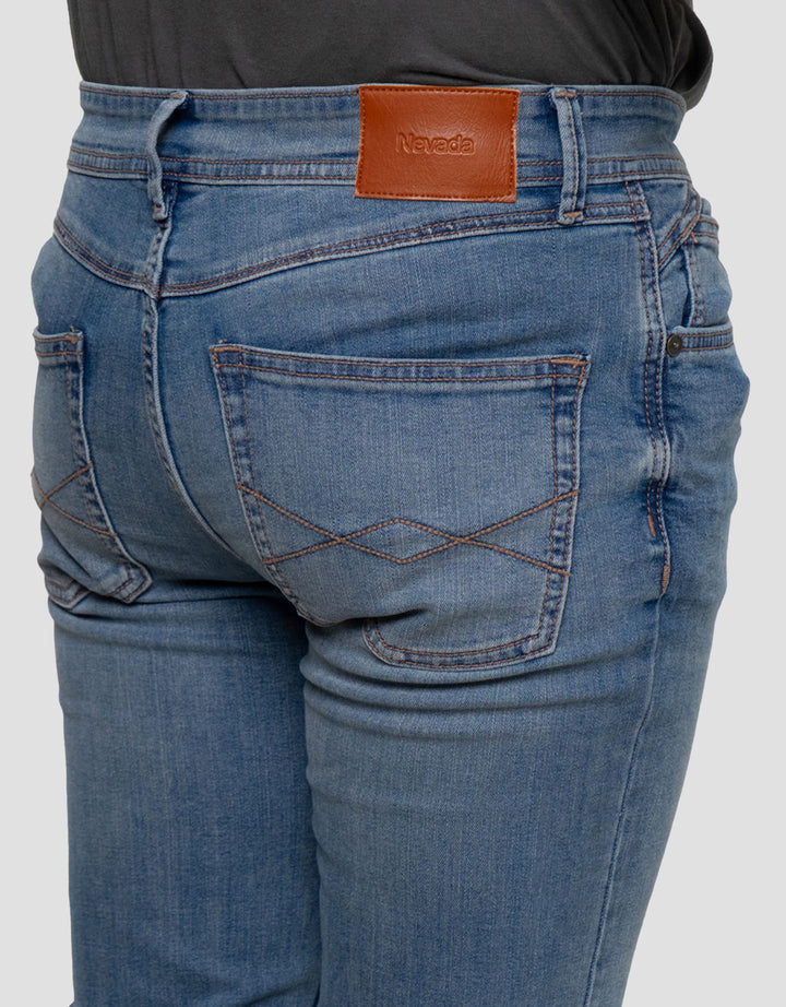 Nevada Basic Slim Fit Crinkle Celana Denim Pria