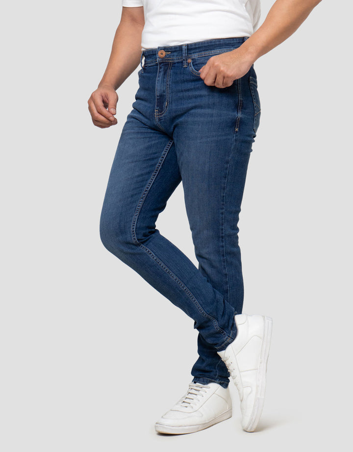 Nevada Tapered Fit Spray Tag Celana Denim Pria