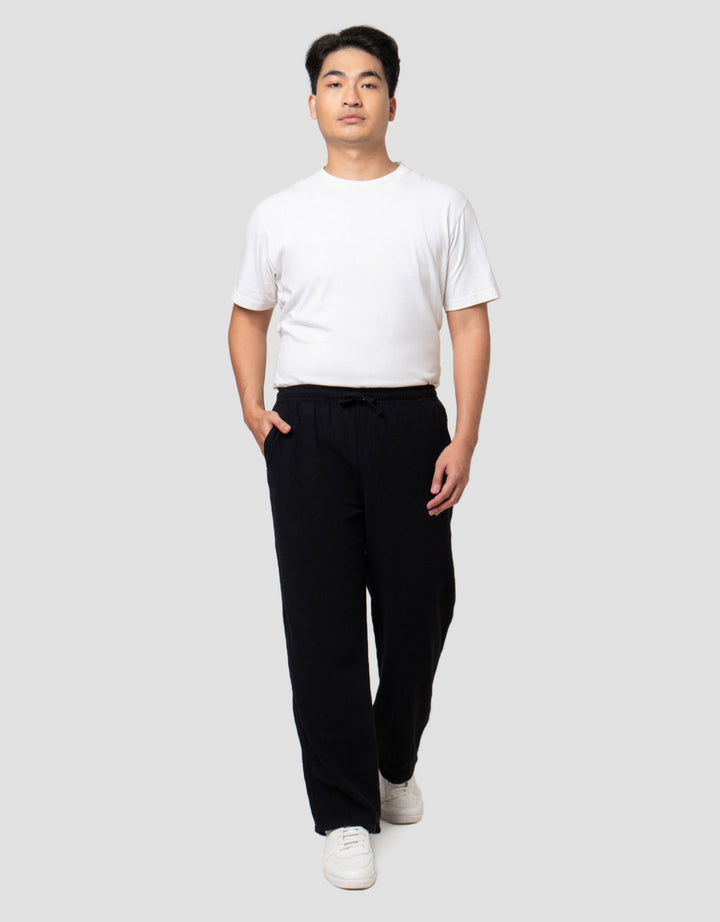 Nevada Woven Texture Loose Fit Celana Chinos Pria