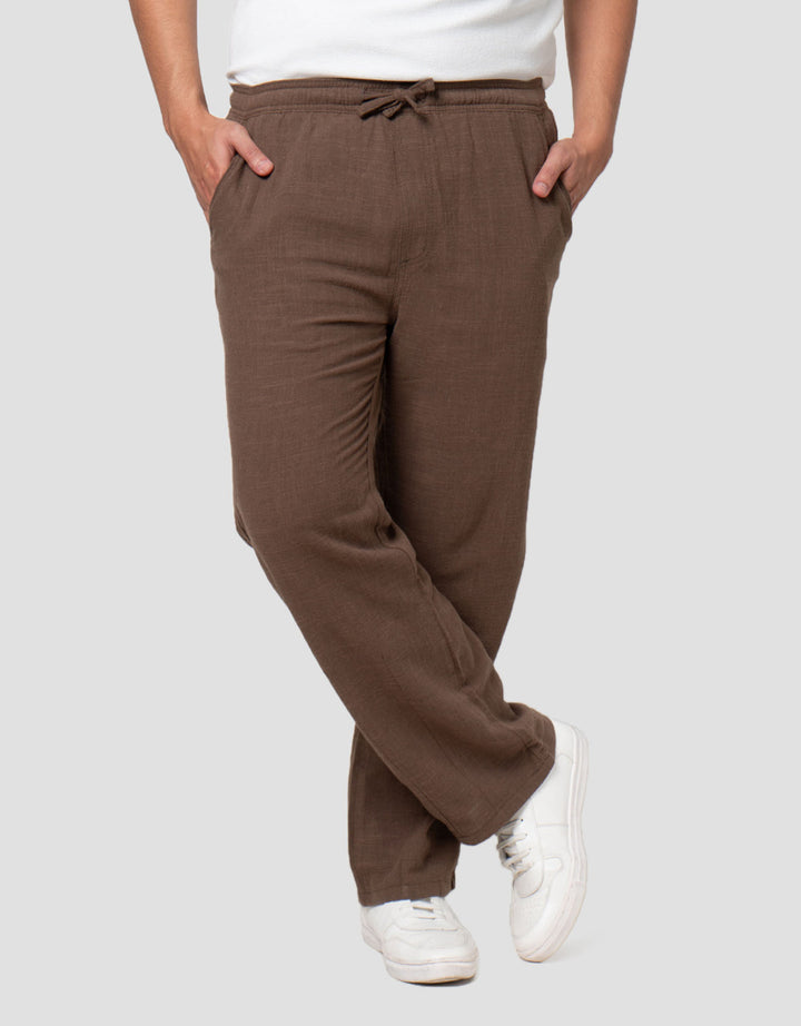 Nevada Woven Texture Loose Fit Celana Chinos Pria