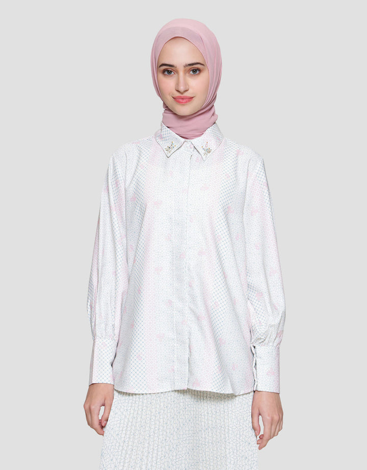 Annisa Printed Blouse Wanita