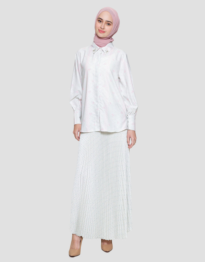Annisa Printed Blouse Wanita