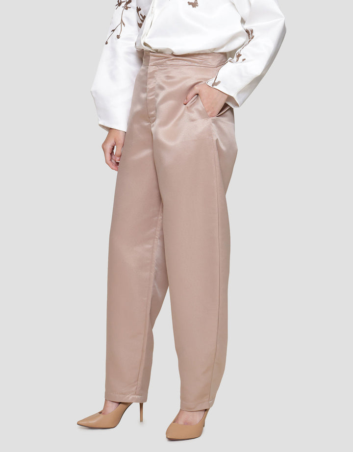 Annisa Barrel Satin Celana Panjang Wanita