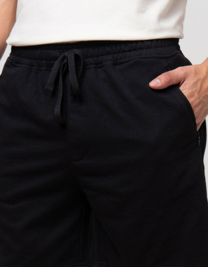 Nevada Knit Above Knee With Zipper Pocket Celana Pendek Pria