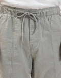 Nevada Bermuda Slim Fit Half Rubber Celana Pendek Chino Pria